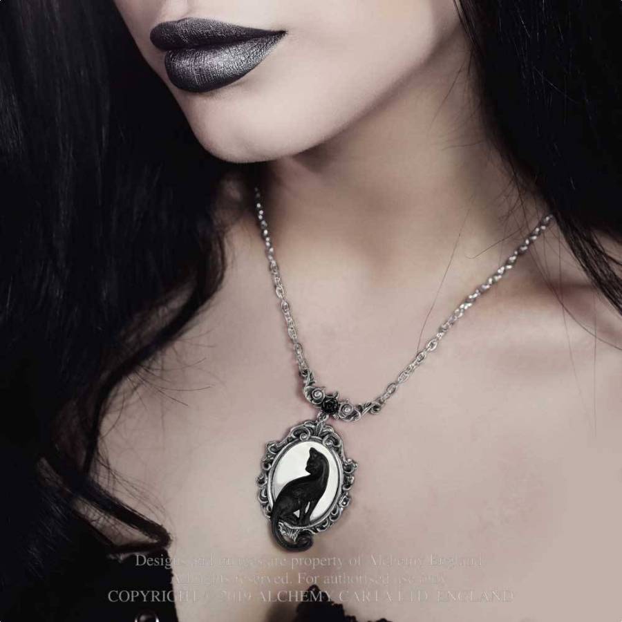 Model  wearing the feline felicity pendant